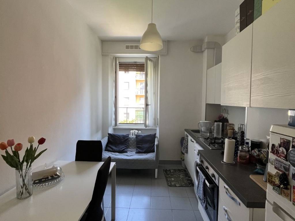 appartamento in affitto a Milano in zona Lorenteggio