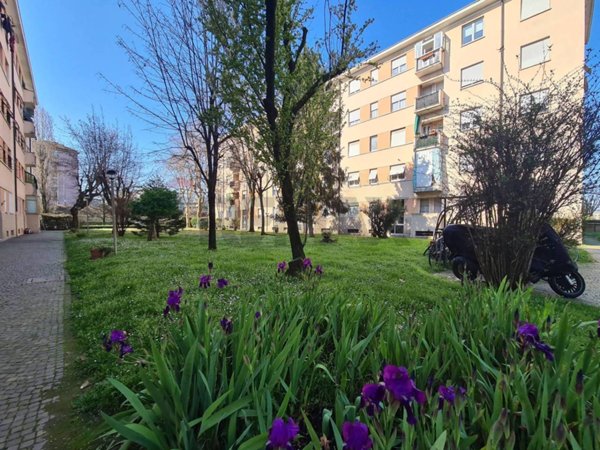 appartamento in affitto a Milano in zona Vigentino