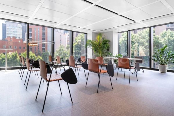 ufficio in affitto a Milano in zona Isola