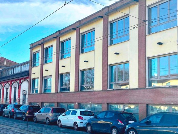 ufficio in affitto a Milano in zona Barona