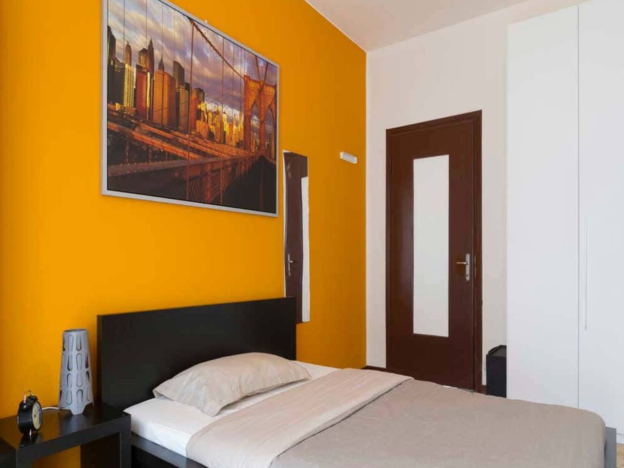 negozio in affitto a Milano in zona Isola