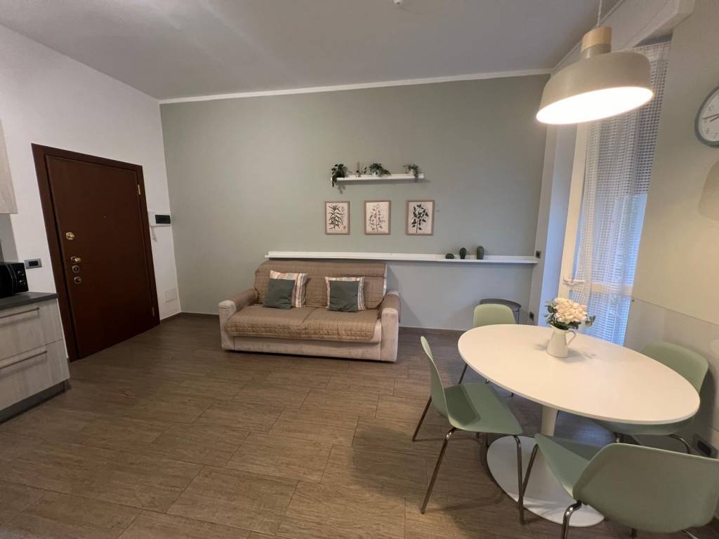 appartamento in affitto a Milano in zona Corsica