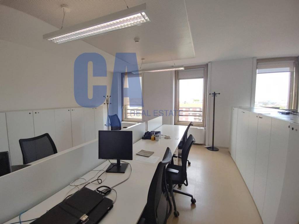ufficio in affitto a Milano in zona Lambrate