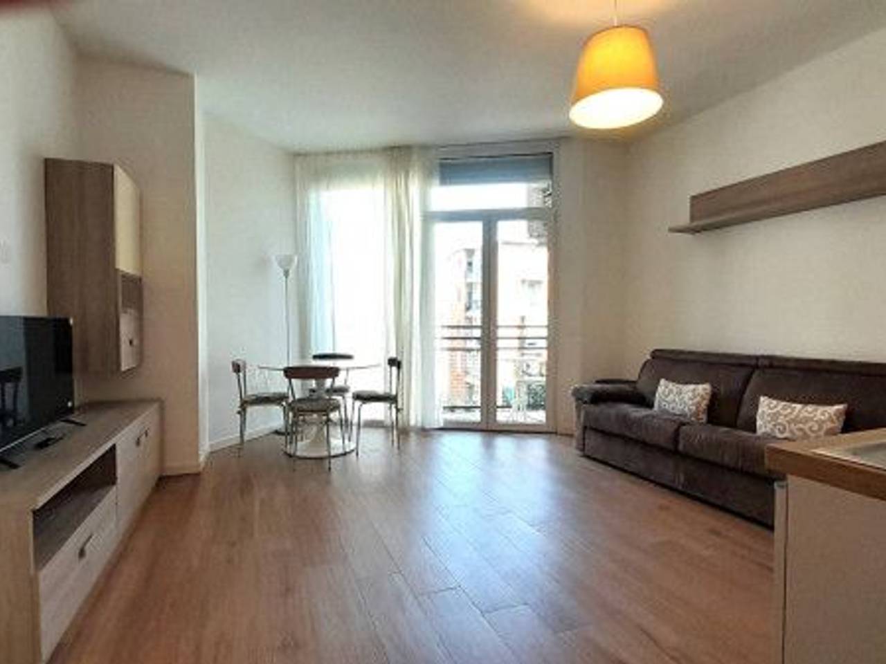 appartamento in affitto a Milano in zona Lorenteggio