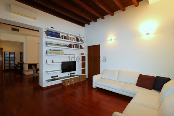 appartamento in affitto a Milano in zona Guastalla