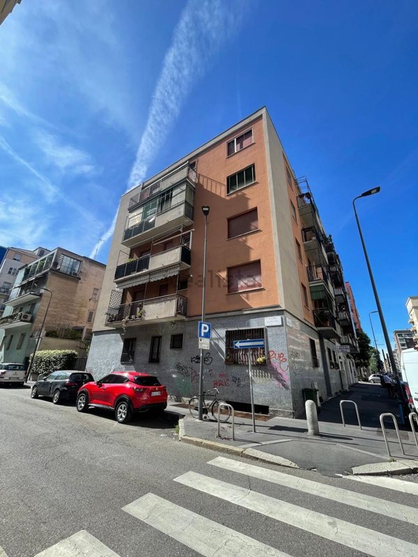 appartamento in affitto a Milano in zona Corsica