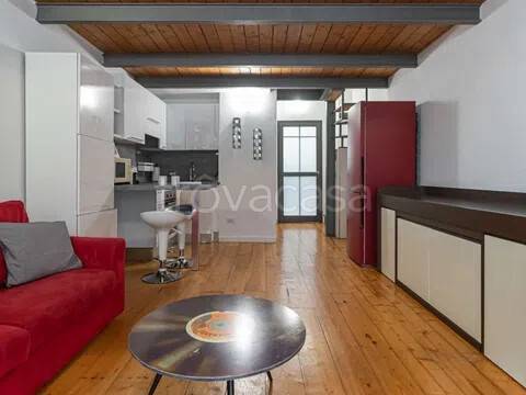 appartamento in affitto a Milano in zona Famagosta