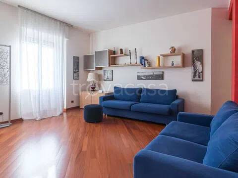 appartamento in affitto a Milano in zona Corsica