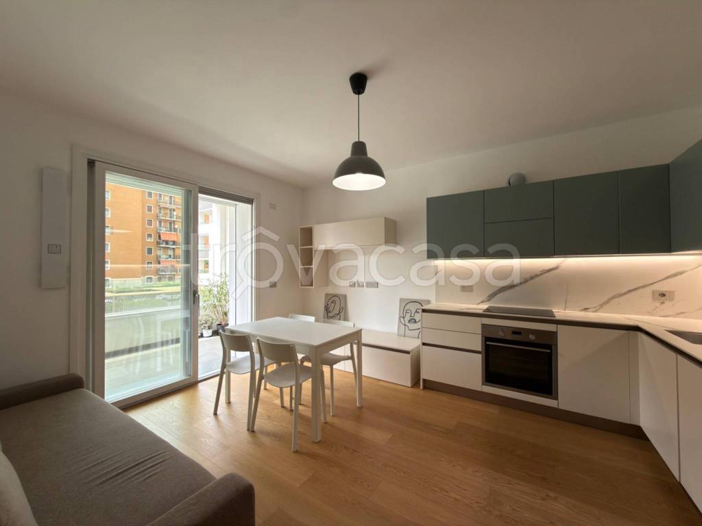 appartamento in affitto a Milano in zona Piazzale Lodi