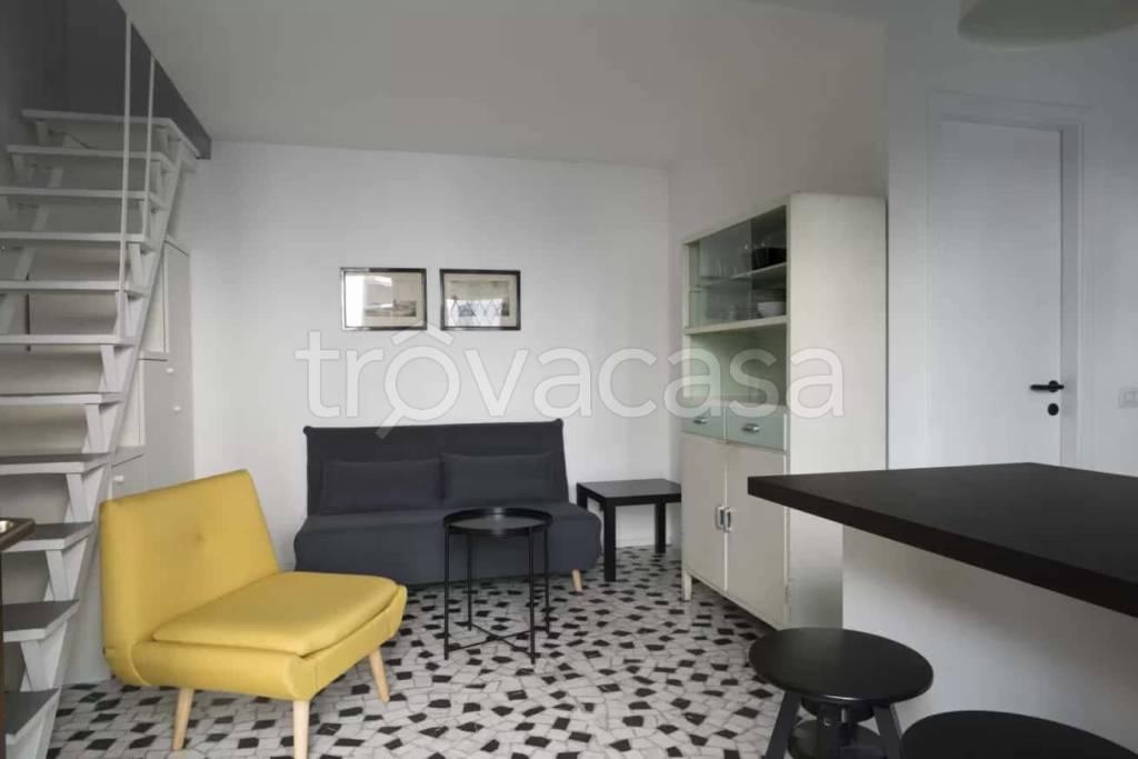 appartamento in affitto a Milano in zona Vigentino