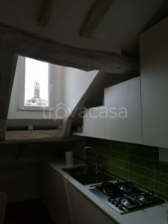appartamento in affitto a Milano in zona Porta Genova