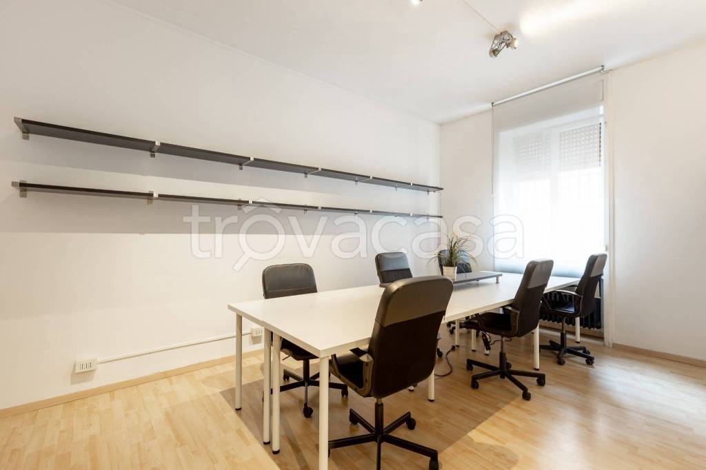 ufficio in affitto a Milano in zona Isola