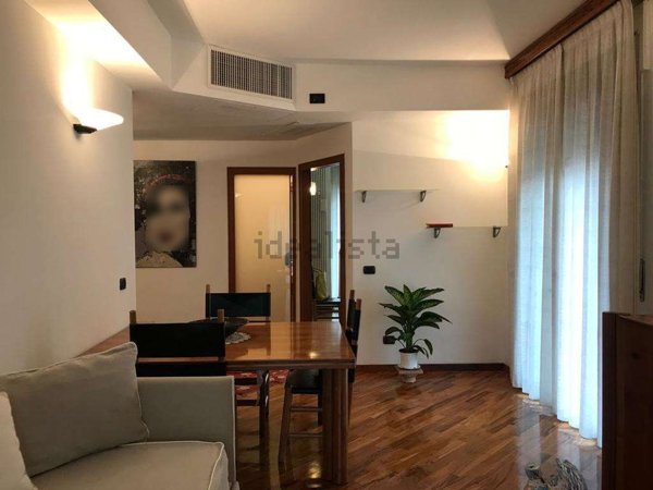 appartamento in affitto a Milano in zona Lorenteggio