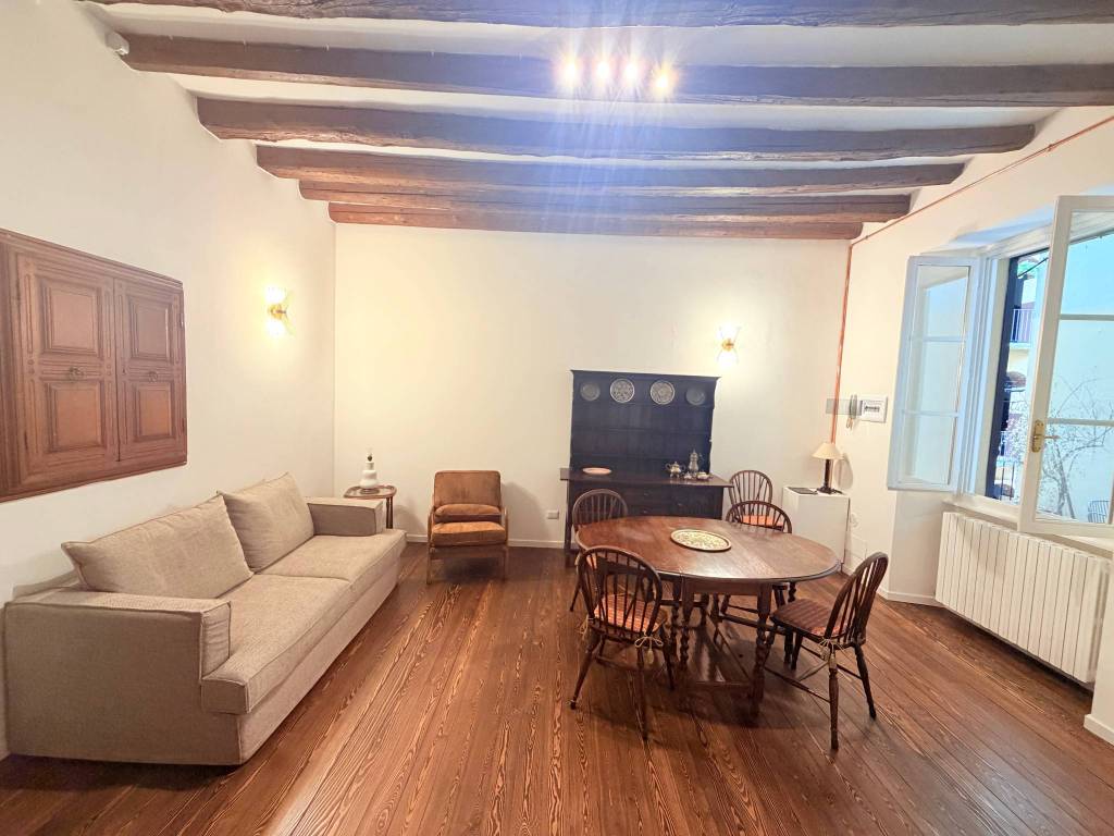appartamento in affitto a Milano in zona Porta Genova