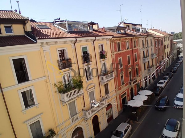 appartamento in affitto a Milano in zona Isola