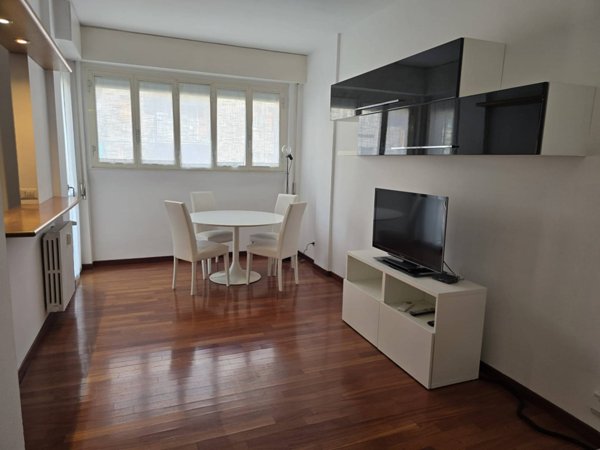 appartamento in affitto a Milano in zona De Angeli