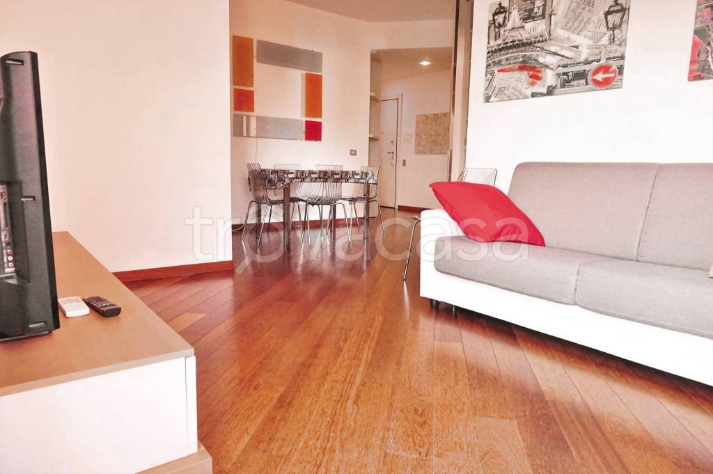 appartamento in affitto a Milano in zona Baggio