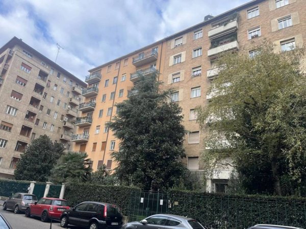 appartamento in affitto a Milano in zona Centro Direzionale