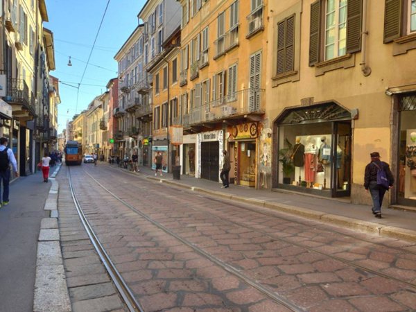 negozio in affitto a Milano in zona Porta Ticinese