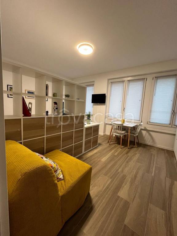 appartamento in affitto a Milano in zona Corvetto