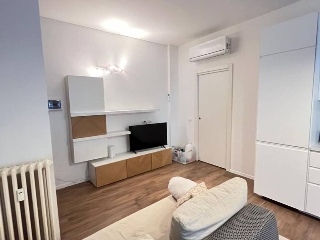 appartamento in affitto a Milano in zona Isola
