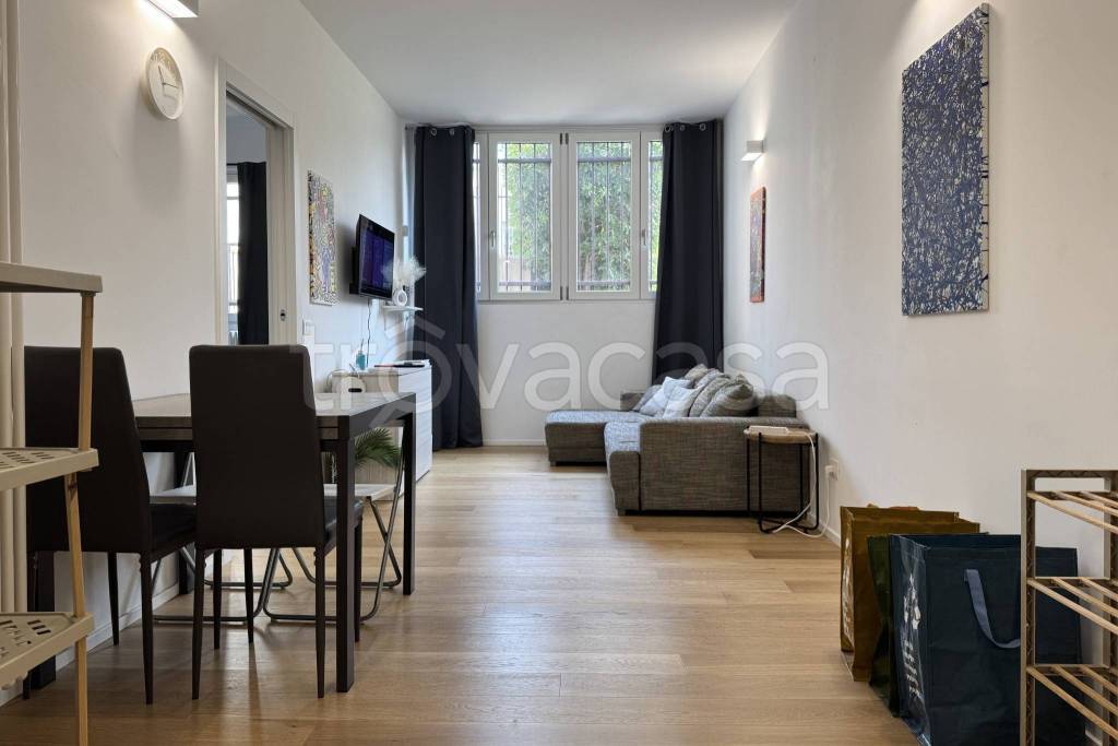 appartamento in affitto a Milano in zona Solari