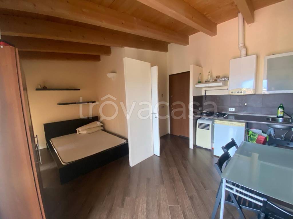 appartamento in affitto a Milano in zona Isola