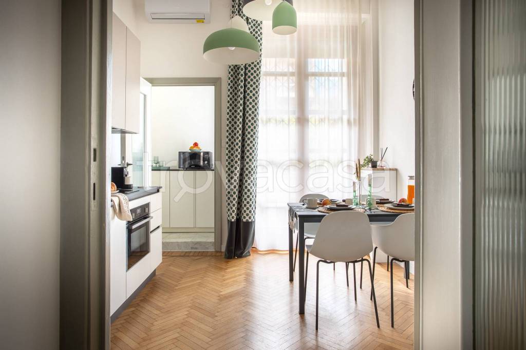 appartamento in affitto a Milano in zona XXII Marzo