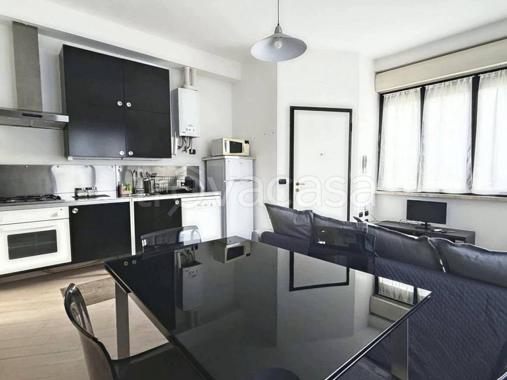 appartamento in affitto a Milano in zona Barona