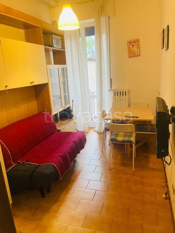 appartamento in affitto a Milano in zona Lorenteggio