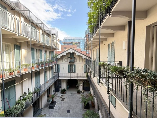 appartamento in affitto a Milano in zona Porta Nuova