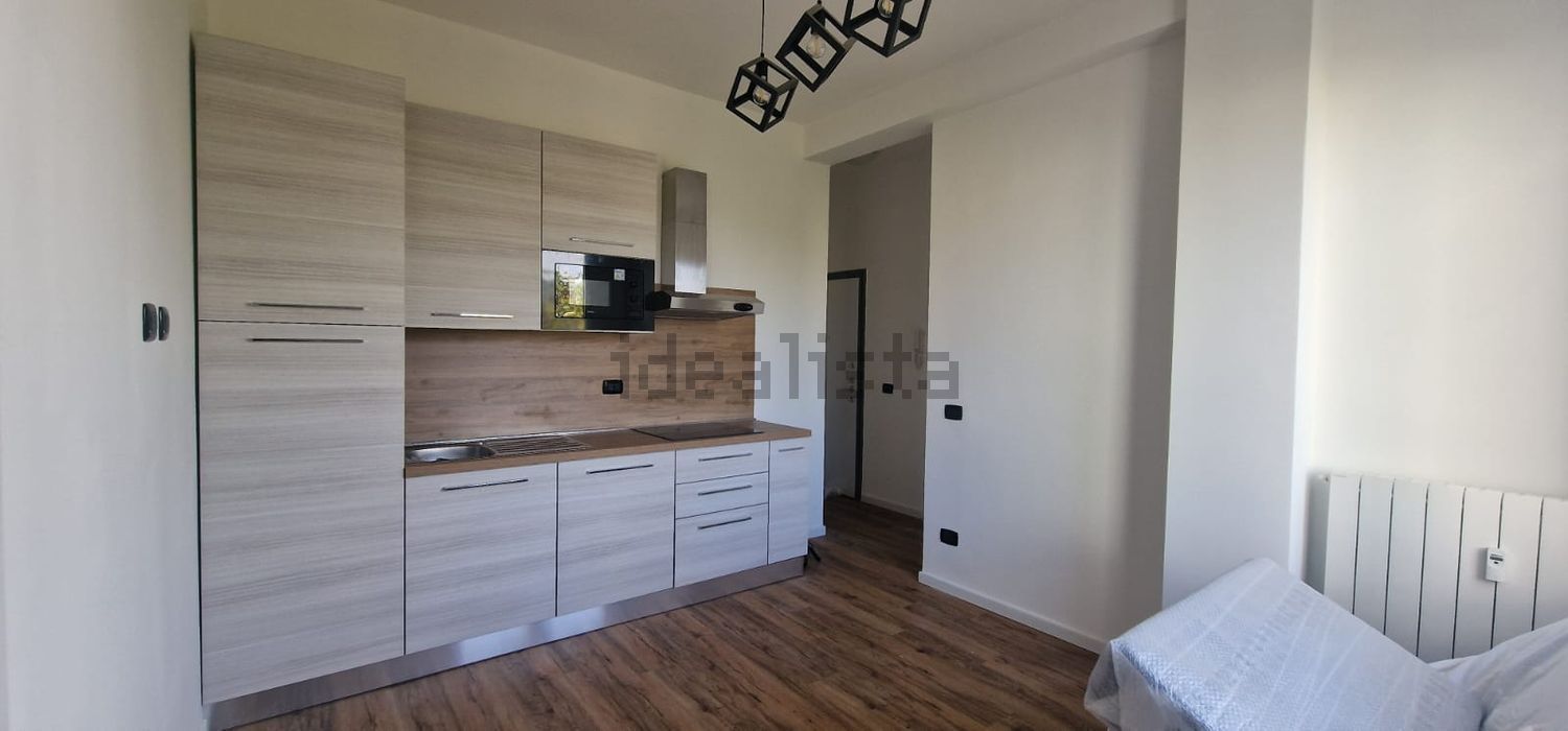appartamento in affitto a Milano in zona Lorenteggio