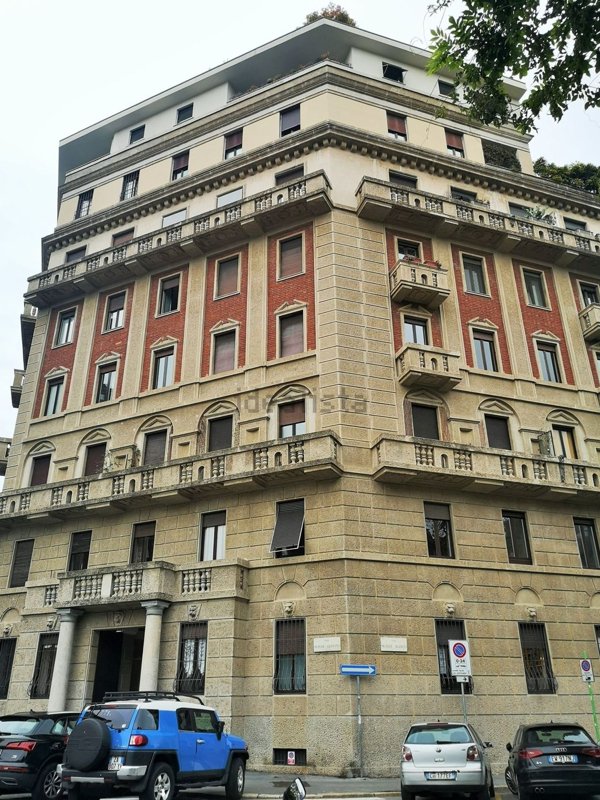 appartamento in affitto a Milano in zona De Angeli
