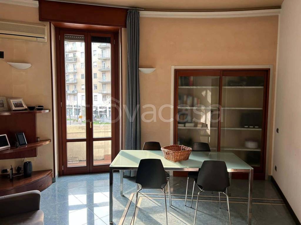 appartamento in affitto a Milano in zona Loreto