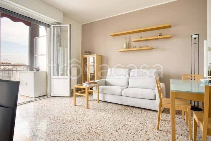 appartamento in affitto a Milano in zona Bande Nere