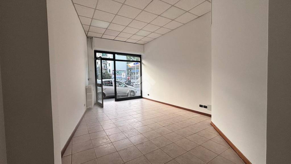 negozio in affitto a Milano in zona Bovisa
