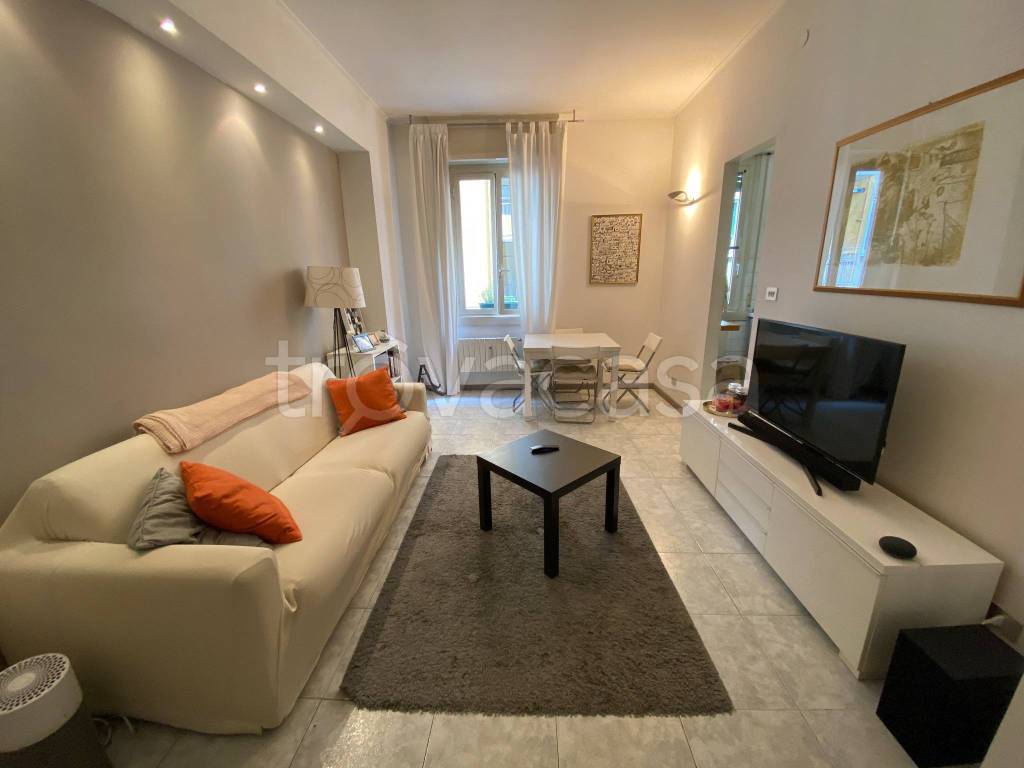 appartamento in affitto a Milano in zona Porta Genova