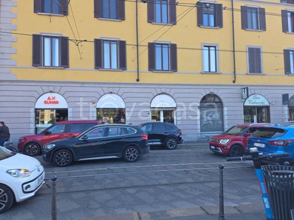 negozio in affitto a Milano in zona Porta Genova