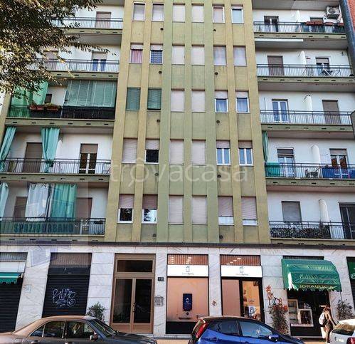 appartamento in affitto a Milano in zona Lorenteggio