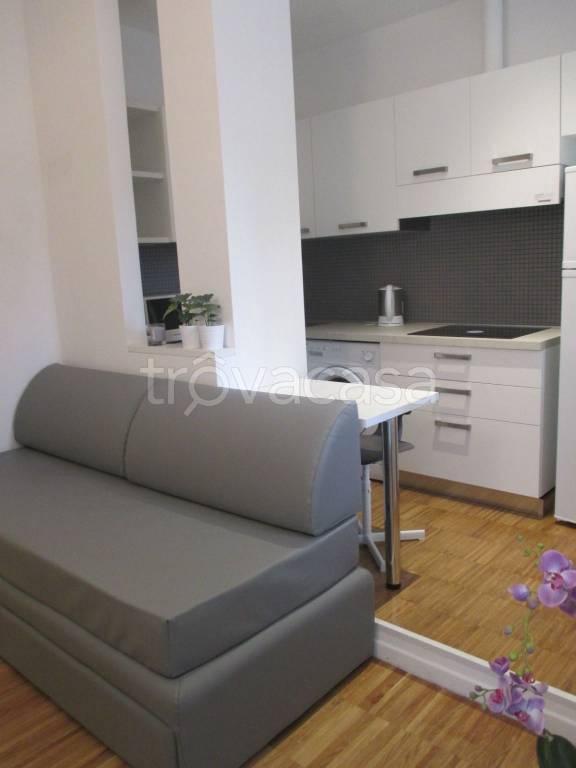 appartamento in affitto a Milano in zona Solari
