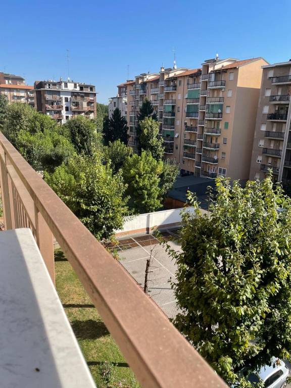 appartamento in affitto a Milano in zona Lambrate
