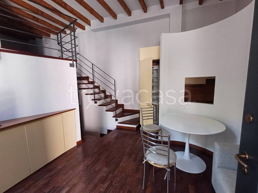 appartamento in affitto a Milano in zona Isola