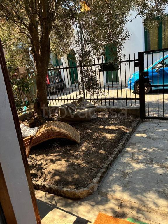 appartamento in affitto a Milano in zona Figino