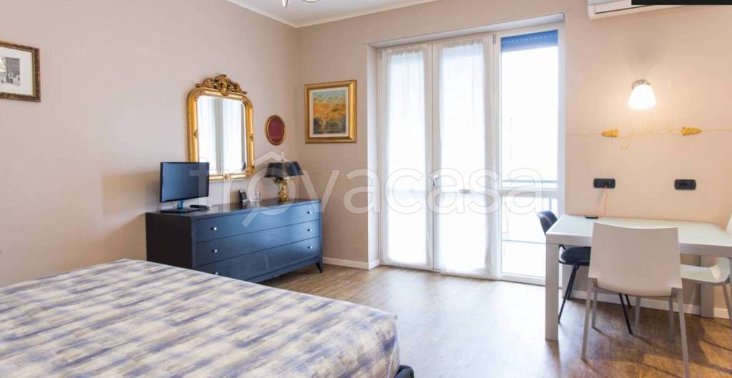 appartamento in affitto a Milano in zona Corsica