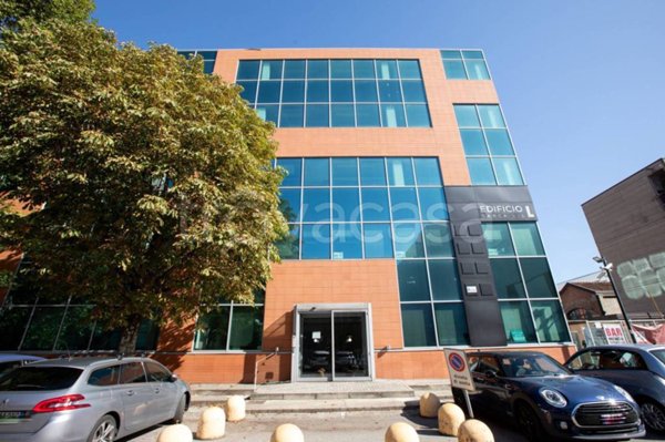 ufficio in affitto a Milano in zona Bicocca