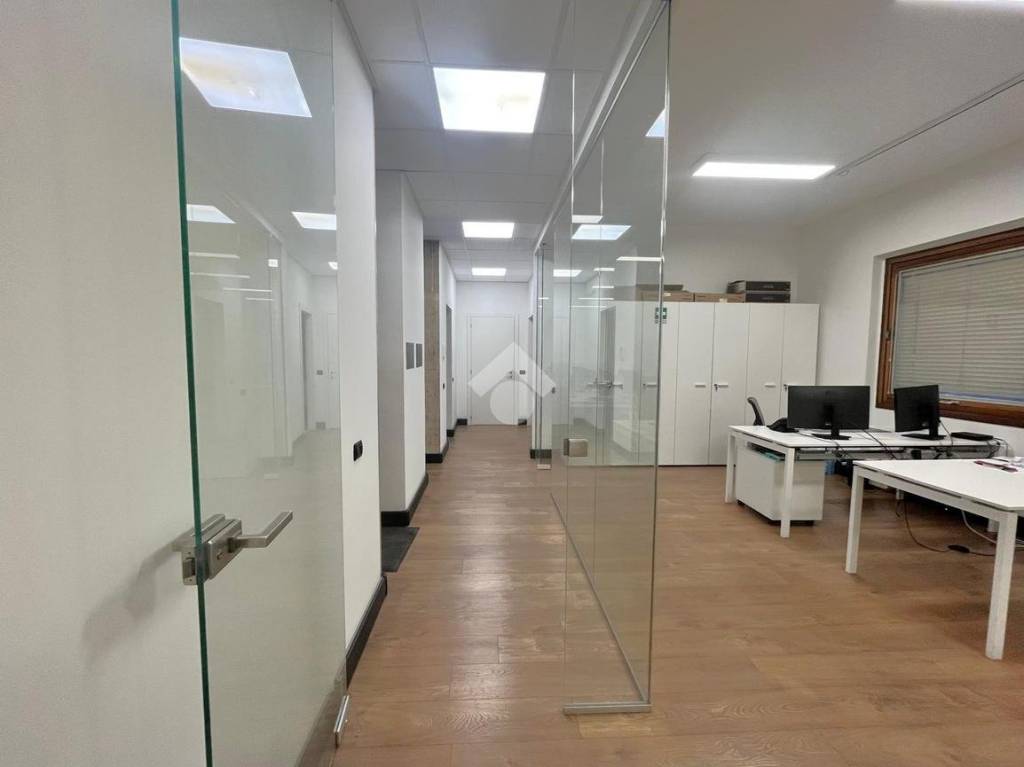 ufficio in affitto a Milano in zona Vigentino