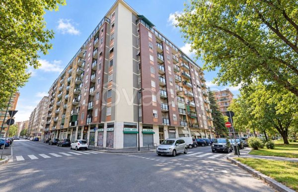 appartamento in affitto a Milano in zona Lorenteggio