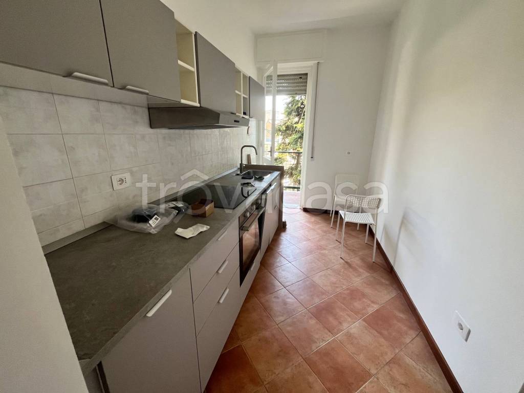 appartamento in affitto a Milano in zona Famagosta