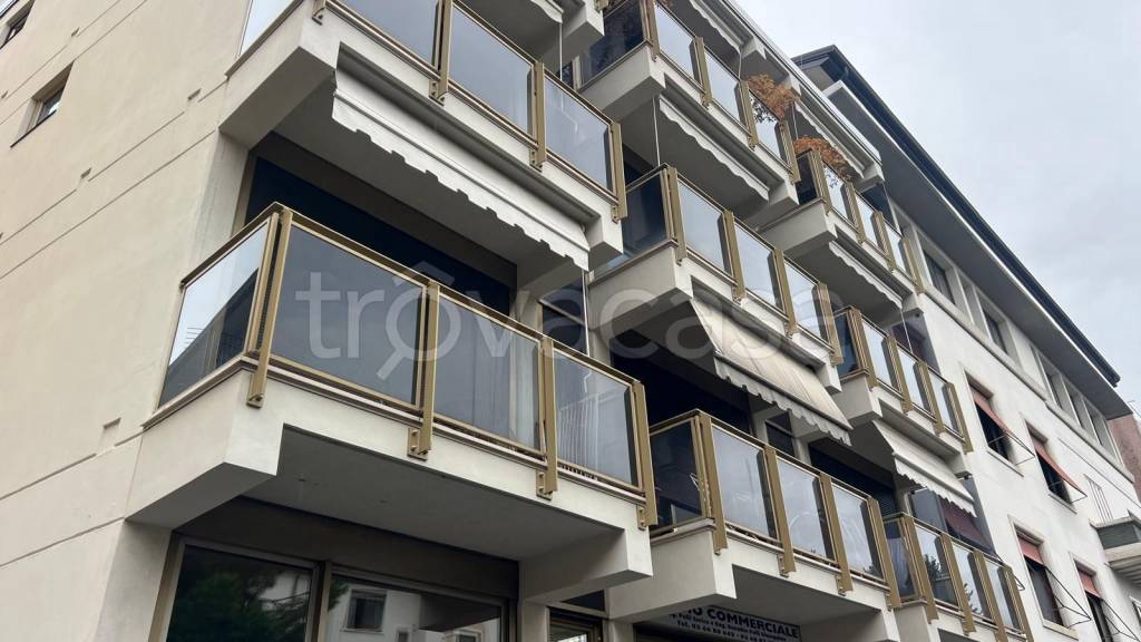 appartamento in affitto a Milano in zona Isola