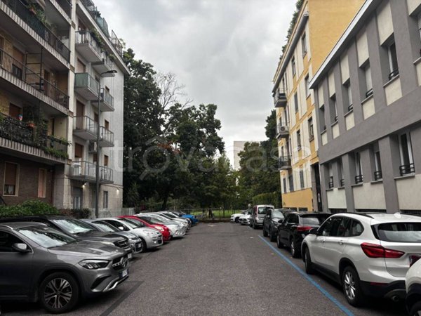 appartamento in affitto a Milano in zona Bande Nere